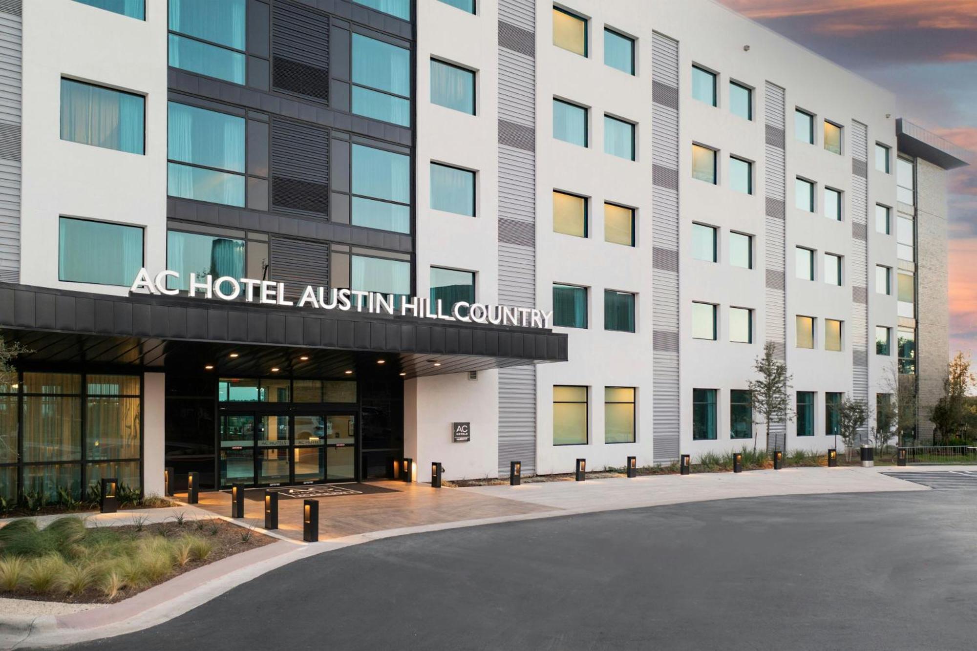 Ac By Marriott Hill Country Hotel 3*