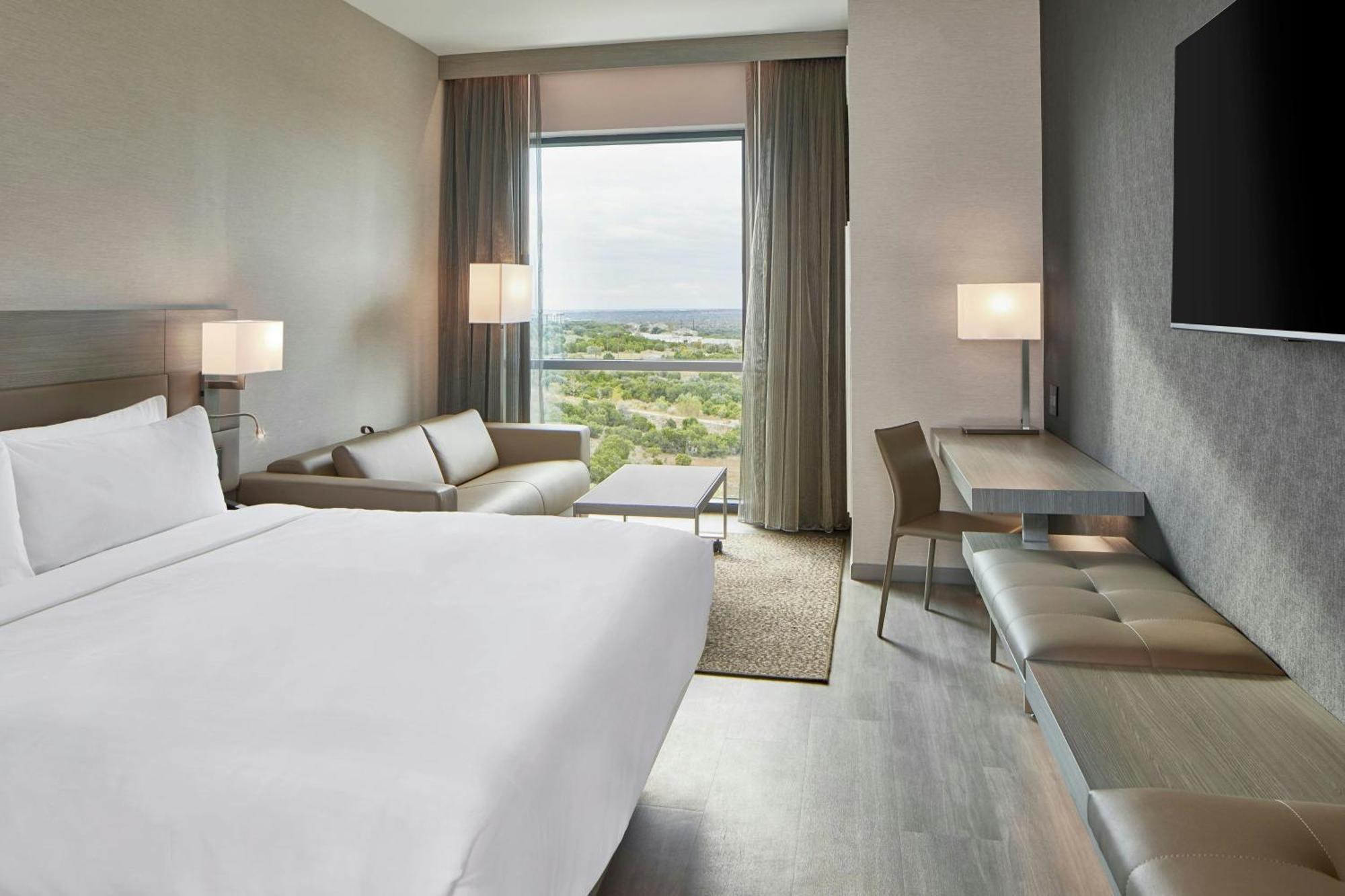 Ac By Marriott Hill Country 3*