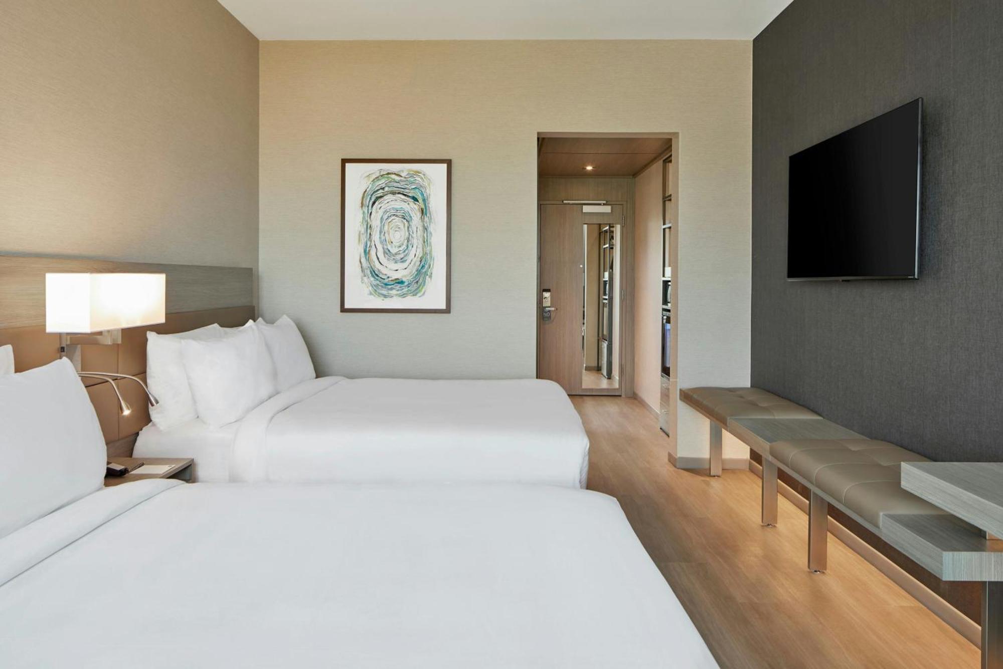 Ac By Marriott Hill Country Hotel